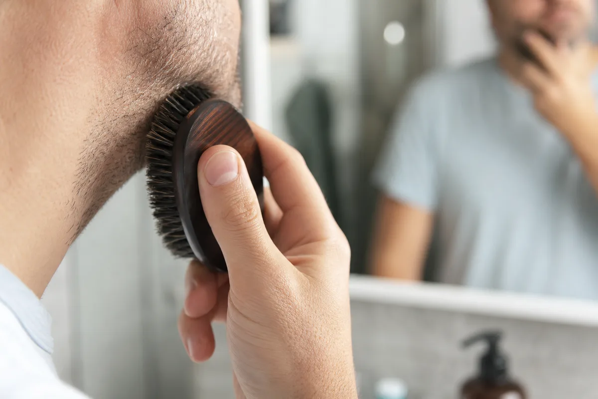 Entretenir sa barbe au quotidien : la routine en 5 min